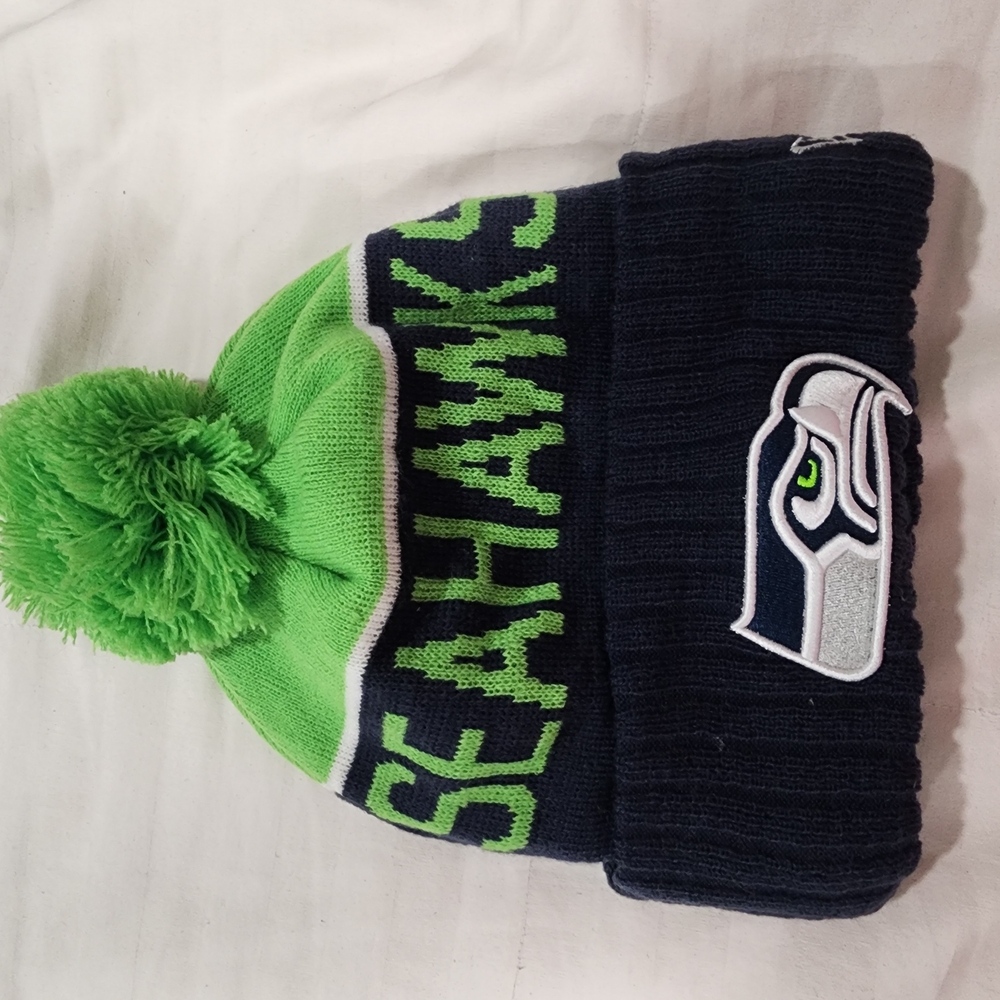 Kids Pom Beanie - Green and Blue